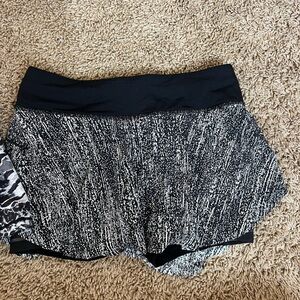 lululemon athletica Black and Gray Athletic Skort bundle